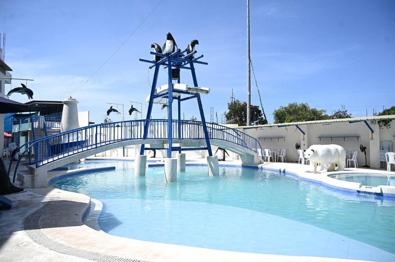 J&V Hotel And Resort Apaleng Εξωτερικό φωτογραφία