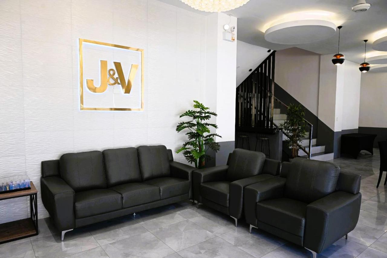 J&V Hotel And Resort Apaleng Εξωτερικό φωτογραφία
